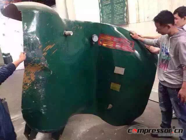 铜陵化工厂爆炸了,请注意您的空压机储气罐安全